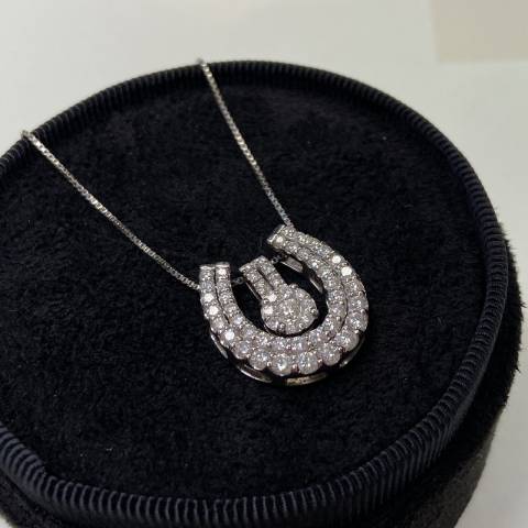 שרשרת + תליון יהלומים HorseShoe