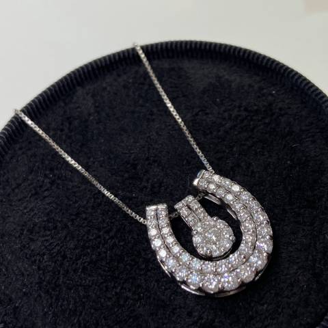 שרשרת + תליון יהלומים HorseShoe