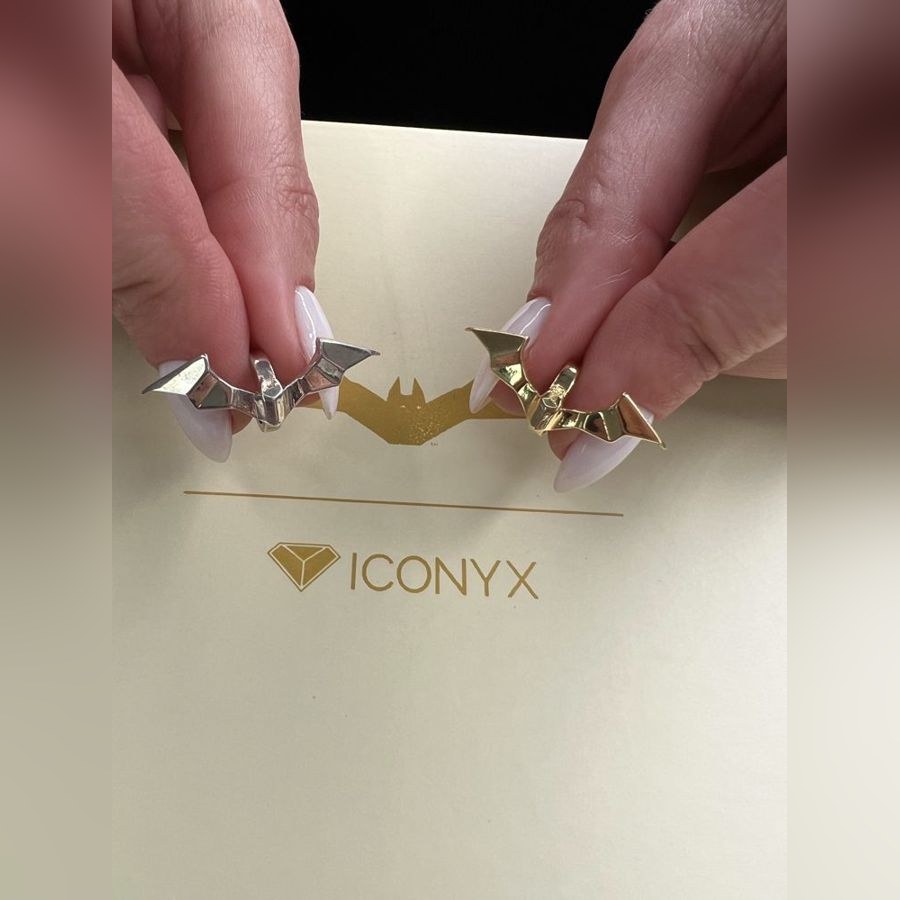 עגילים, ICONYX JEWELRY