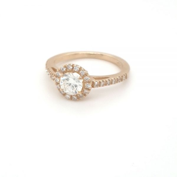 טבעת אירוסין משובצת יהלומים דגם אוראל היילו זהב צהוב 14K